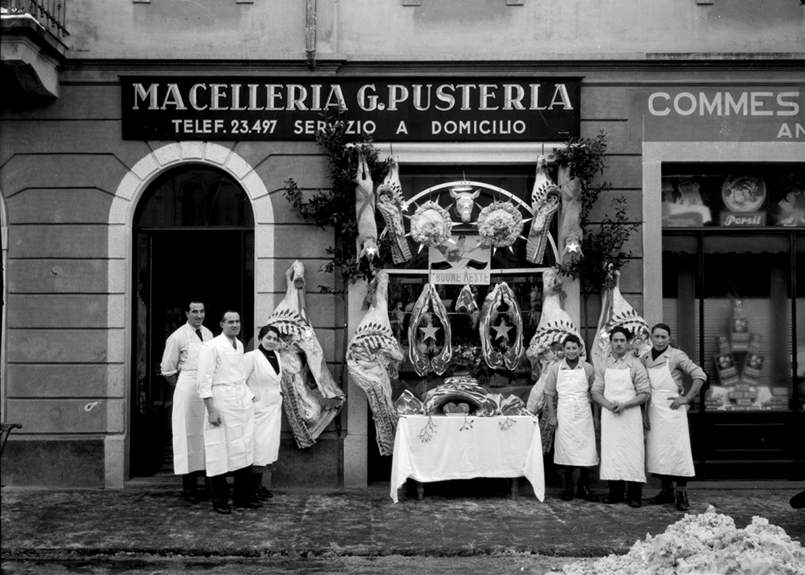 Ricordi Vetrina natalizia della Macelleria Pusterla a Lugano, 1939,